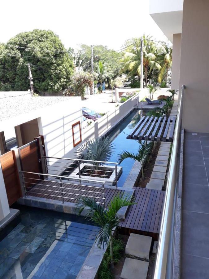 2 Bedroom Flat 15 Mins Walk From Flic En Flac Beach Экстерьер фото